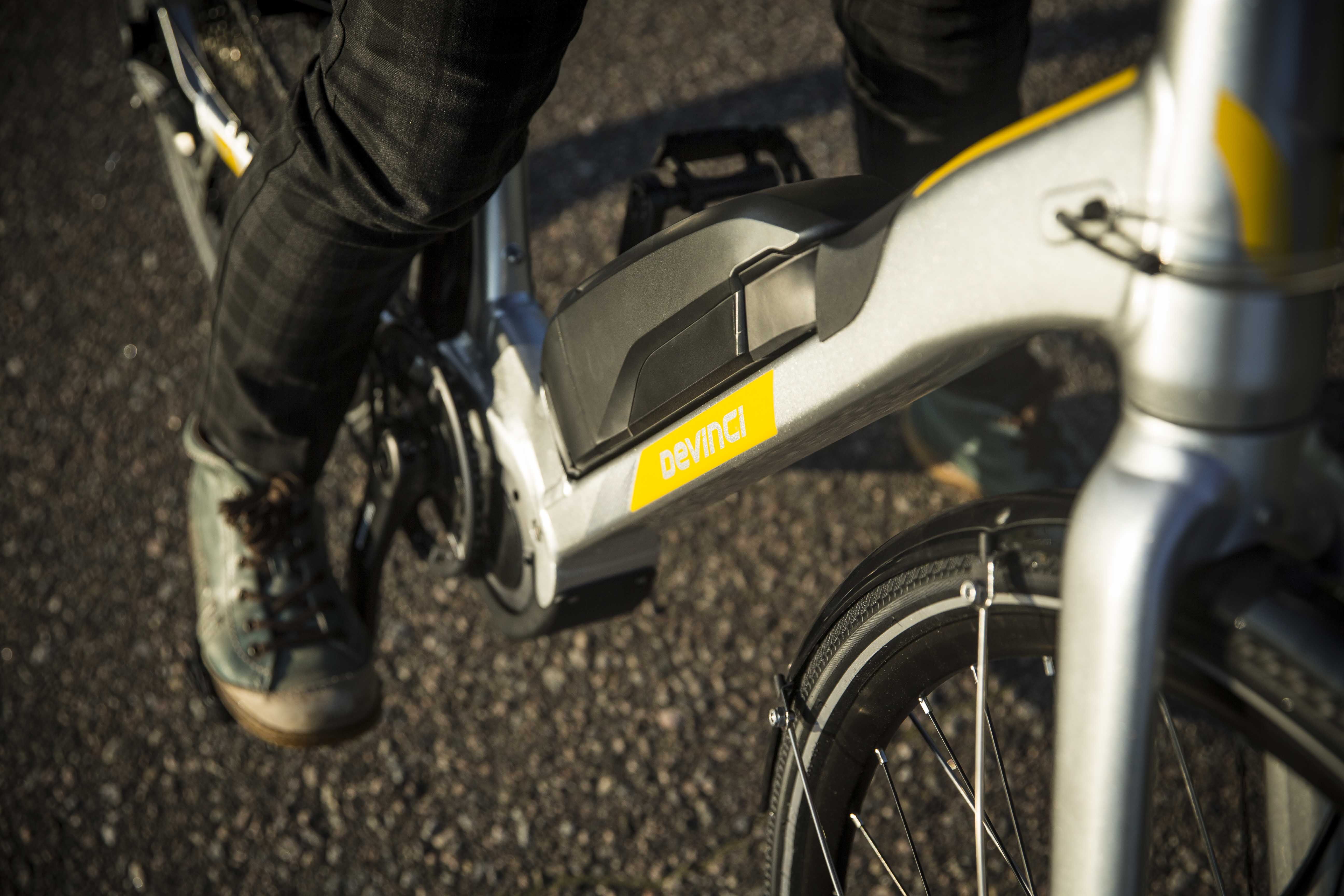 Downtube shot of the Devinci eGriffin ebike