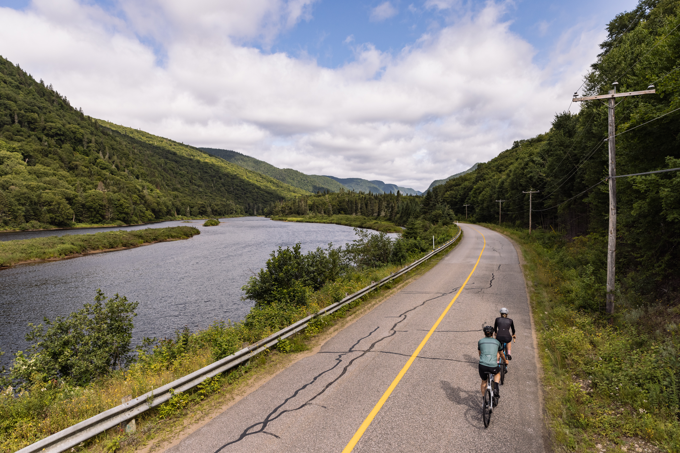 Road riding the R-Spec Hatchet by Devinci on asphalt road