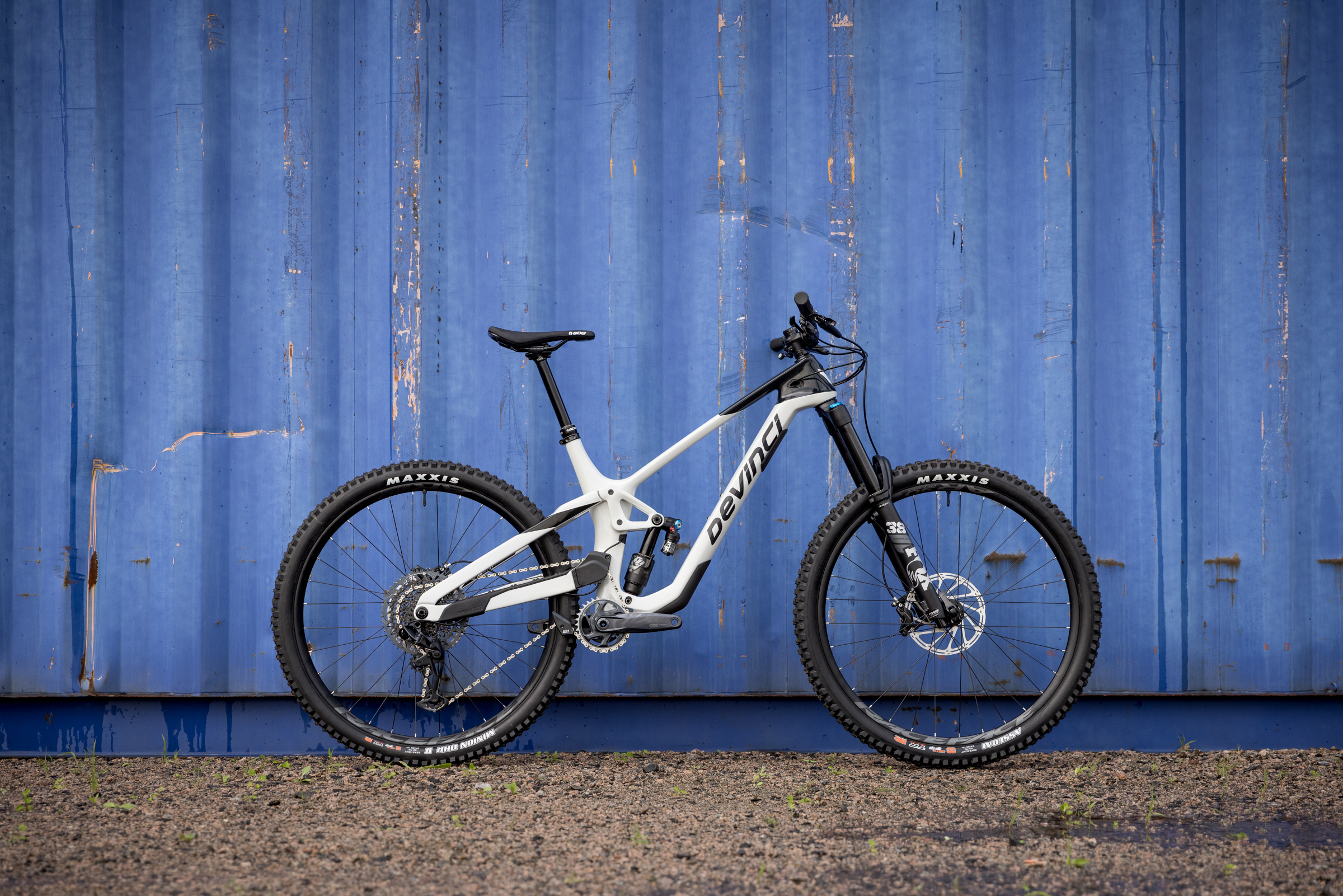 devinci xc bike