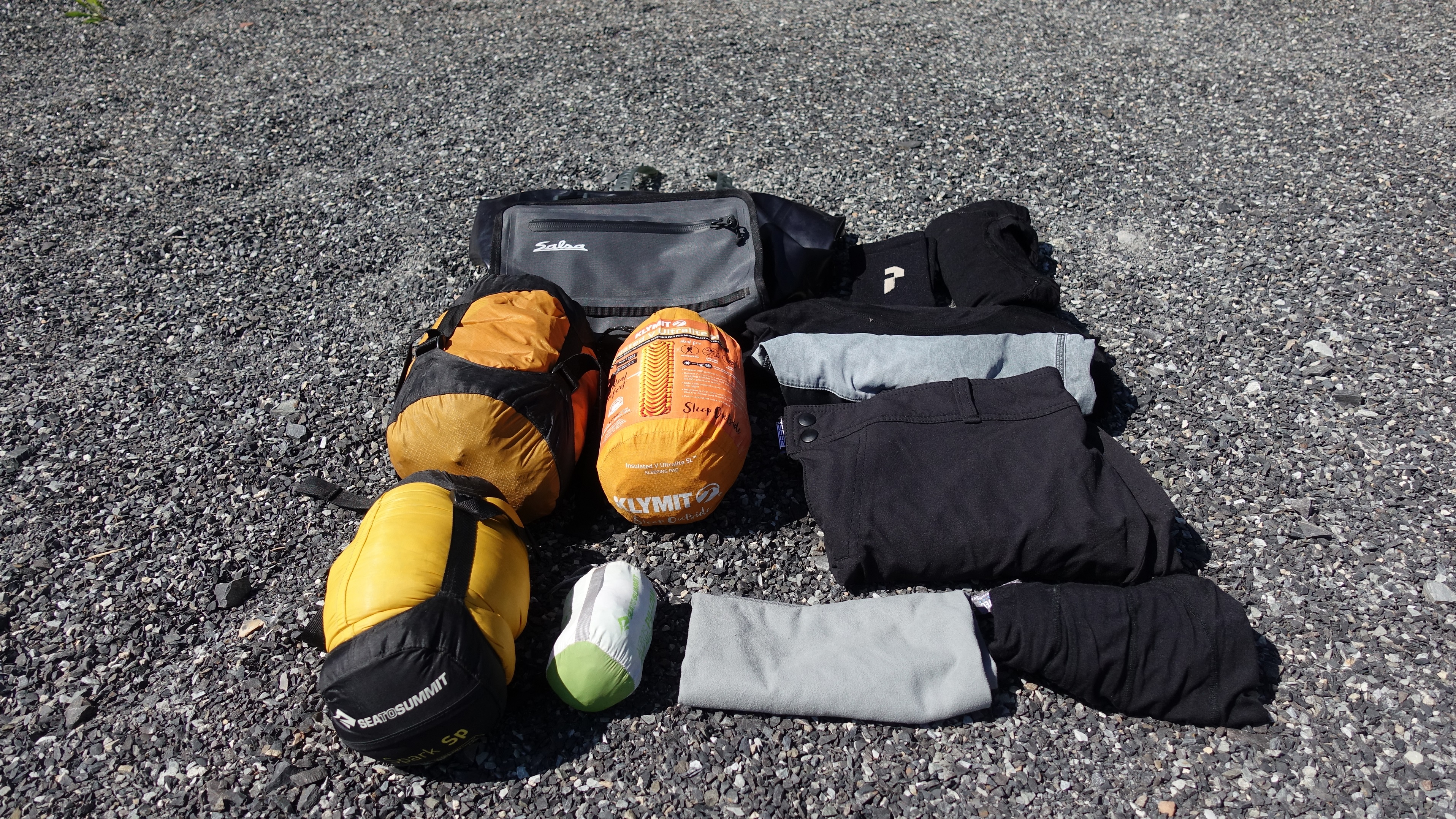 Handlebar bikepacking setup